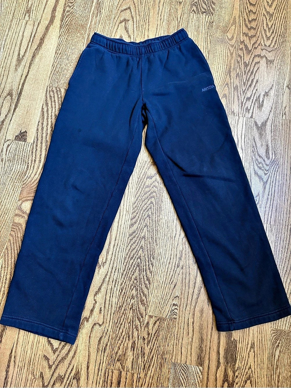 Aritzia Cozy Sweatfleece Boyfriend Wide Sweatpant navy